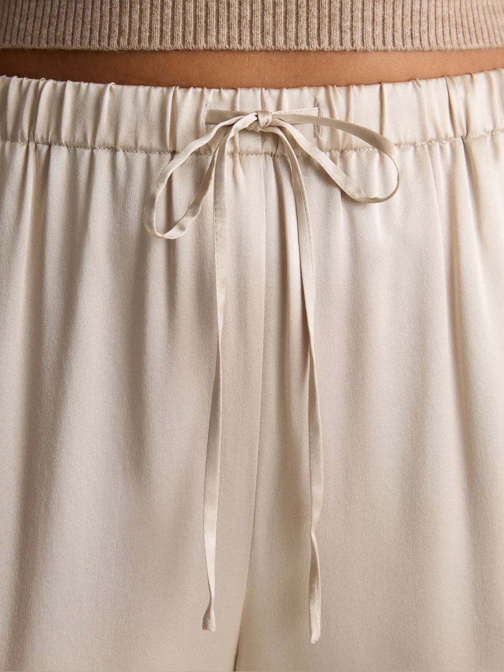 QUINCE 100% WASHABLE SILK DRAWSTRING WIDE LEG PANTS IN CHAMPAGNE - Picture 8 of 12